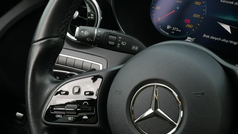 MERCEDES-BENZ C Klasa -