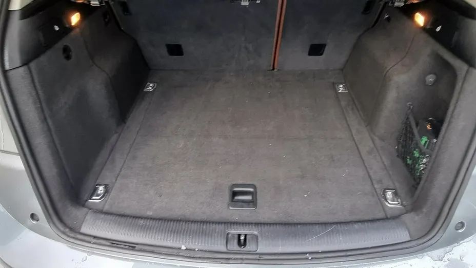 AUDI Q5 -