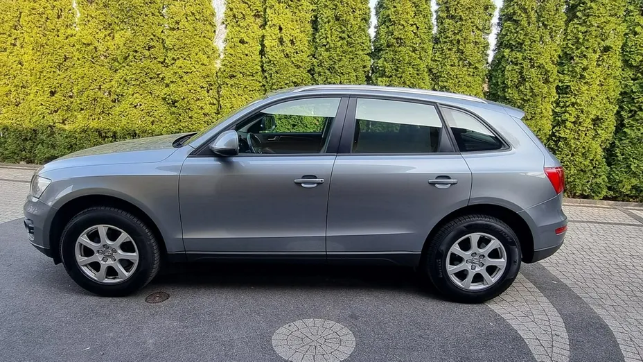 AUDI Q5 -