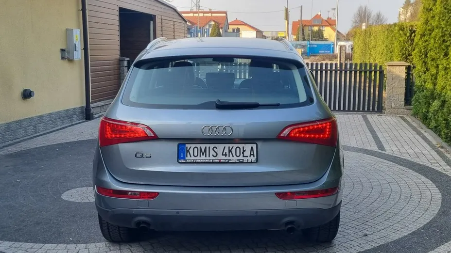 AUDI Q5 -