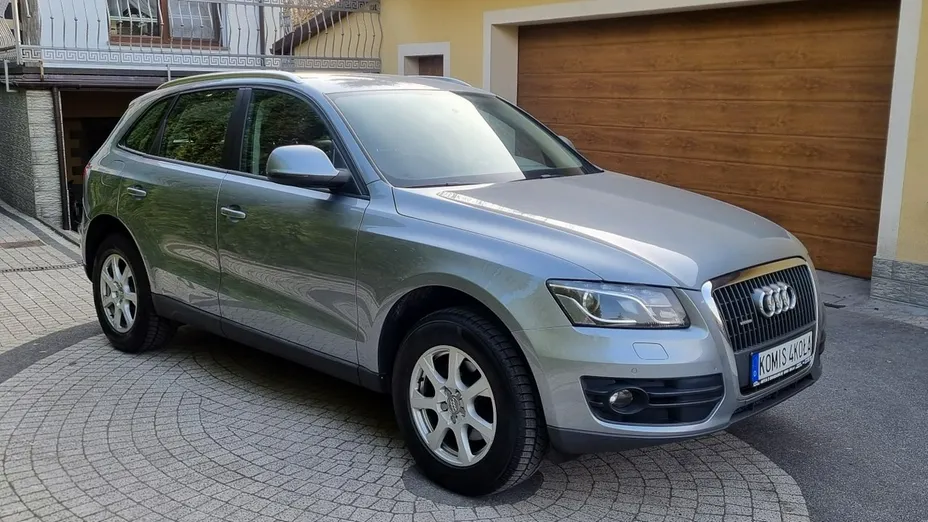 AUDI Q5 -