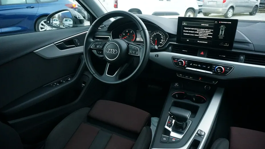 AUDI A4 -