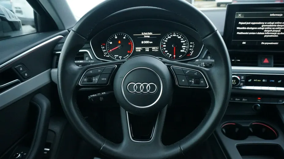 AUDI A4 -