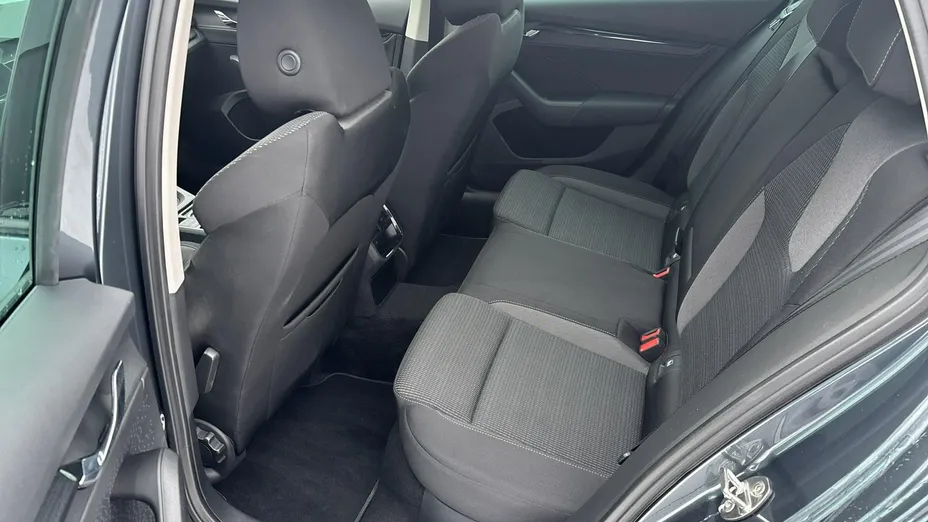 SKODA Octavia -