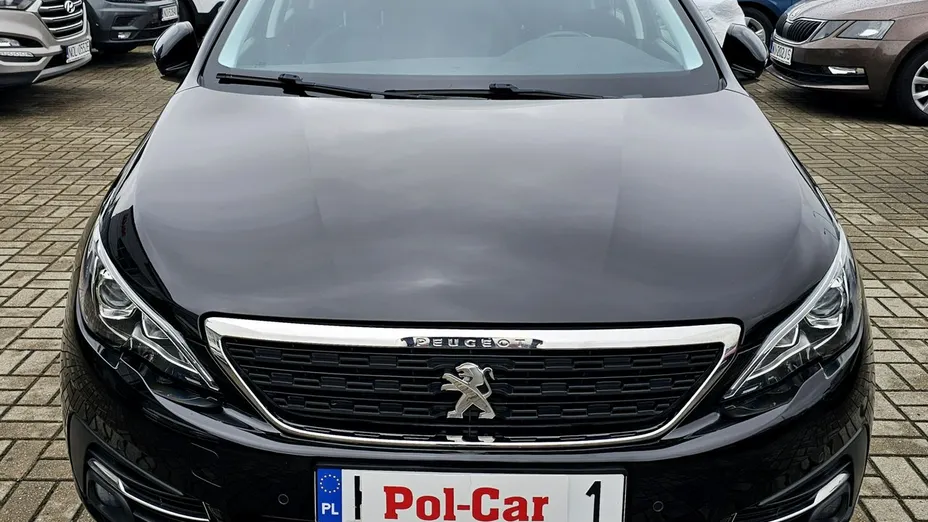 PEUGEOT 308 -