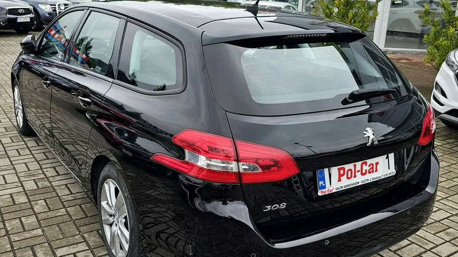 PEUGEOT 308 -