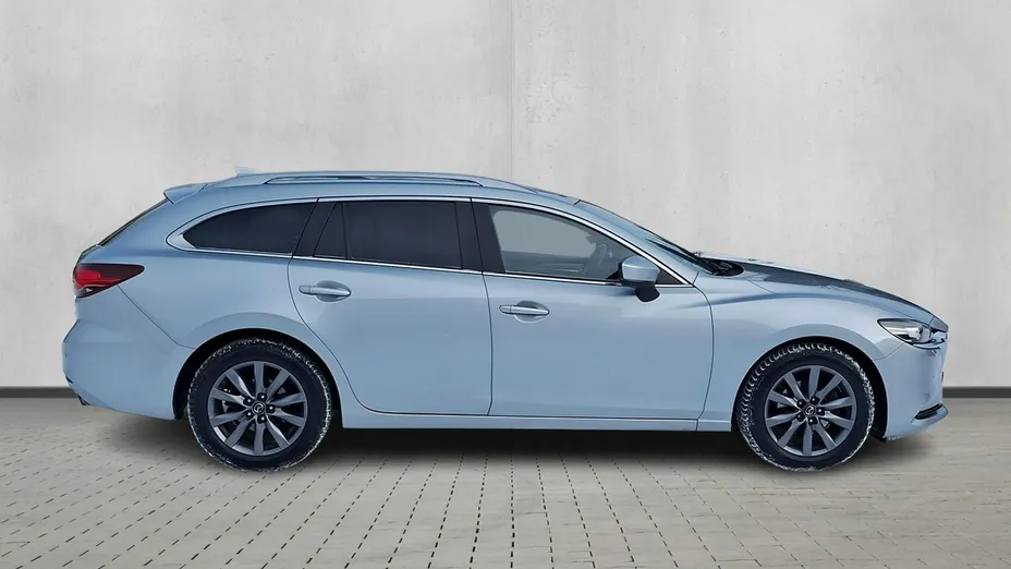 MAZDA 6 -