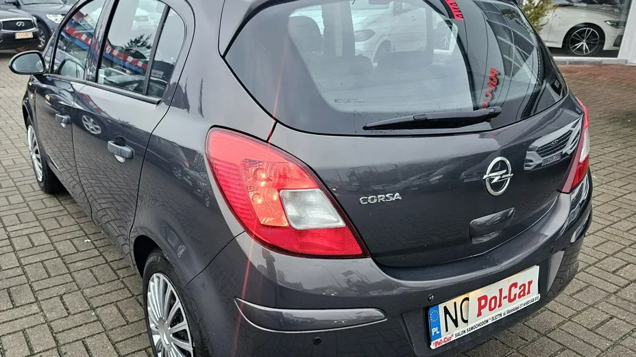 OPEL Corsa -