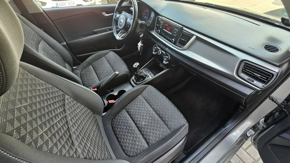 KIA Rio -