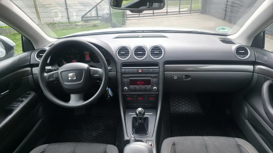 SEAT Exeo -