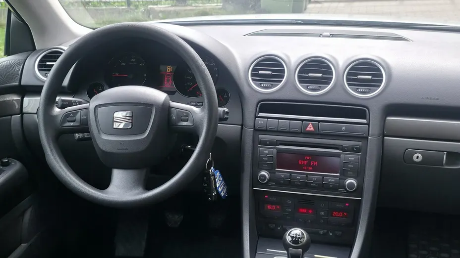 SEAT Exeo -