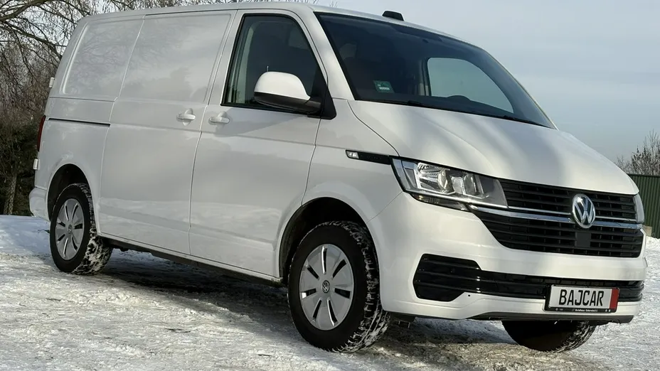 VOLKSWAGEN Transporter -