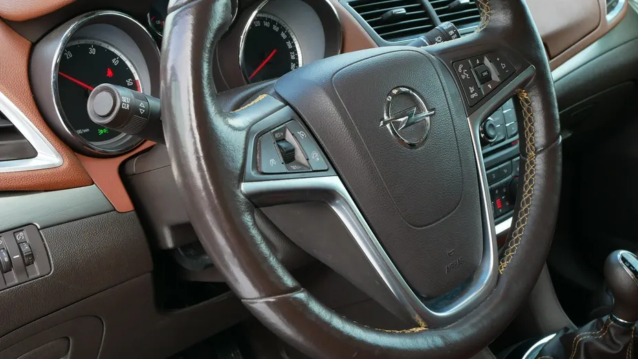 OPEL Mokka -