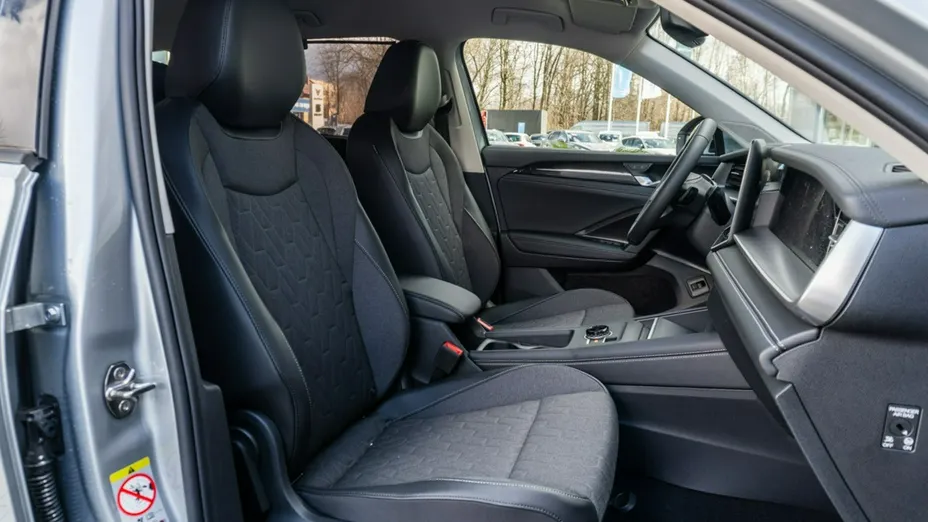 VOLKSWAGEN Tayron -