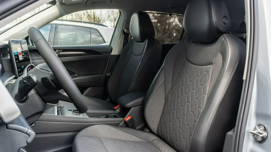 VOLKSWAGEN Tayron -