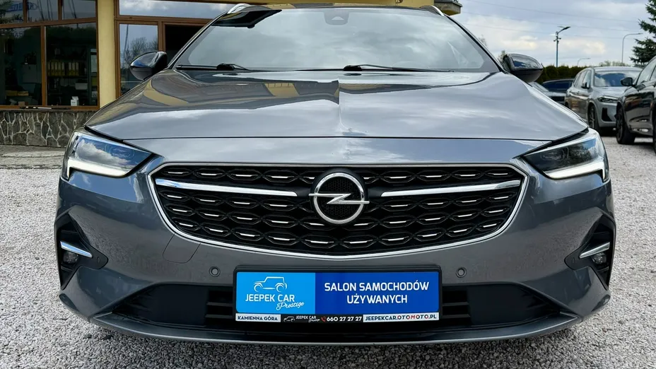 OPEL Insignia -