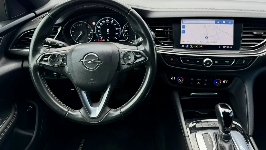 OPEL Insignia -