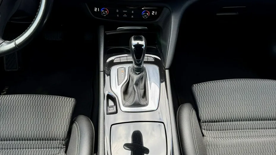 OPEL Insignia -