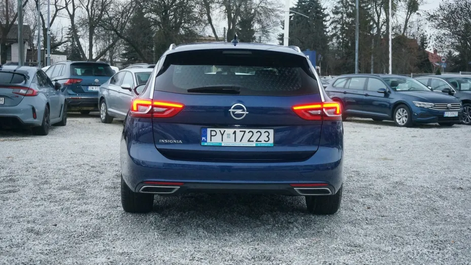 OPEL Insignia -