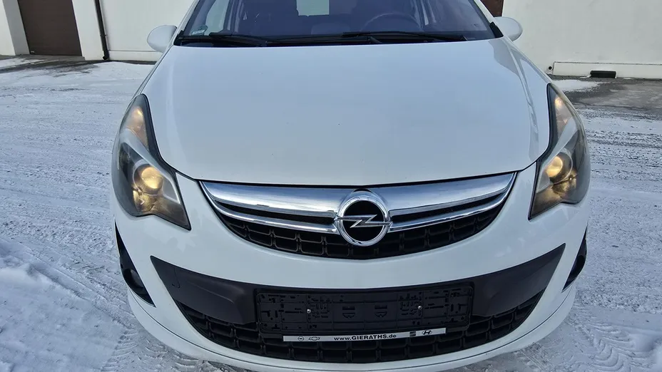 OPEL Corsa -