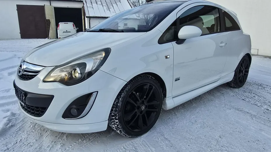 OPEL Corsa -