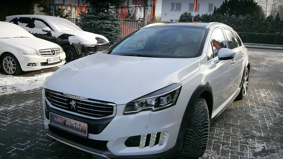 PEUGEOT 508 -