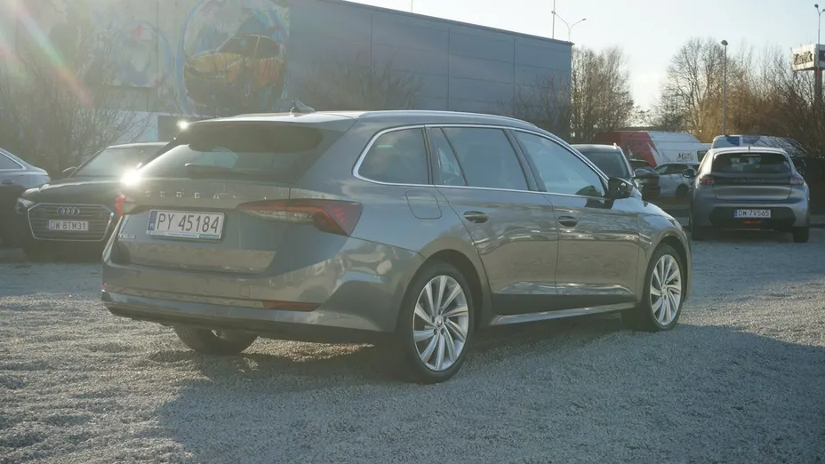 SKODA Octavia -