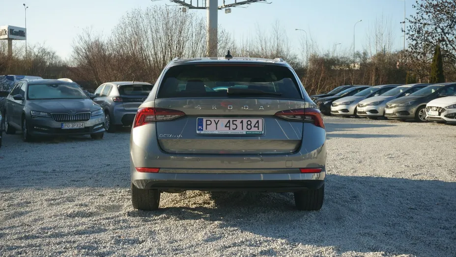 SKODA Octavia -