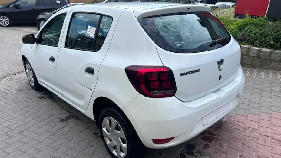 DACIA Sandero -