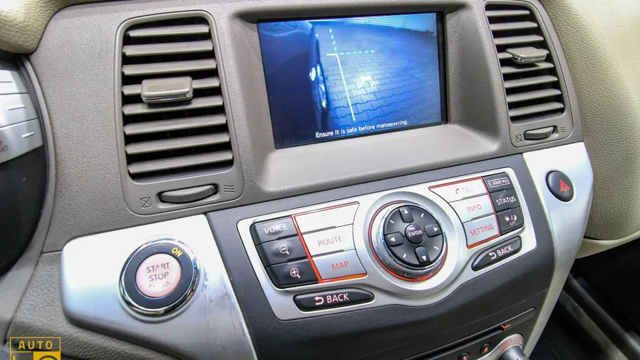 NISSAN Murano -