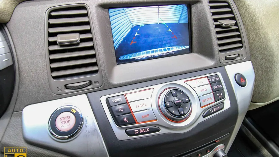 NISSAN Murano -