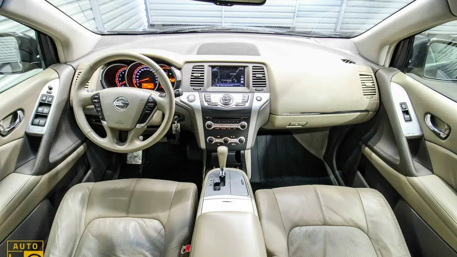 NISSAN Murano -