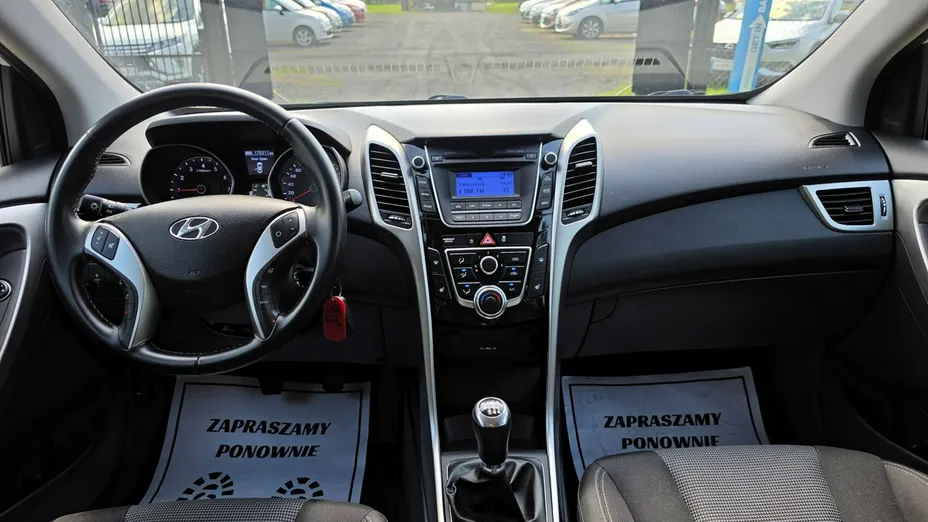 HYUNDAI i30 -