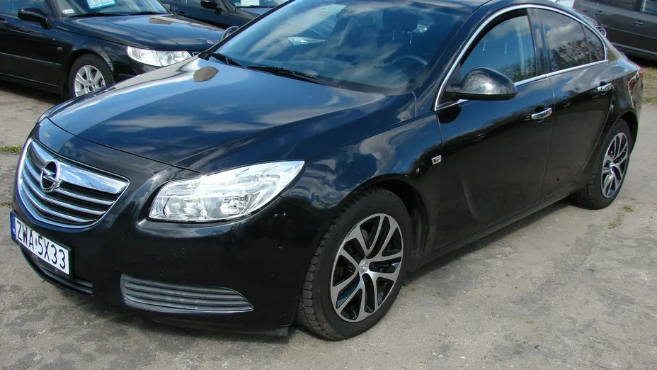 OPEL Insignia -