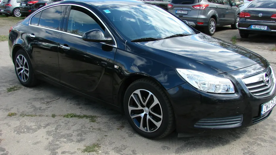 OPEL Insignia -