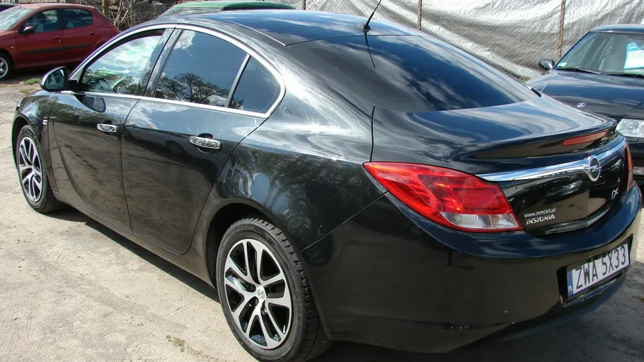 OPEL Insignia -