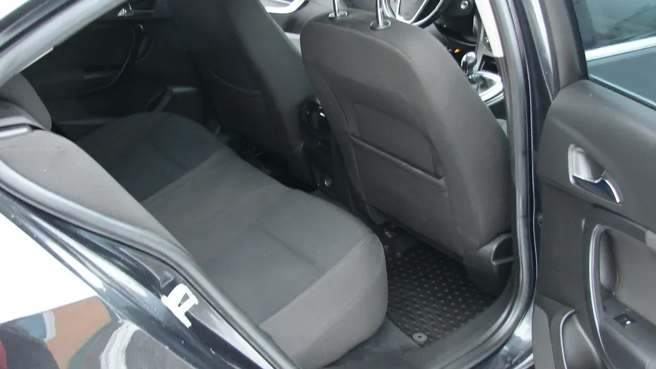 OPEL Insignia -