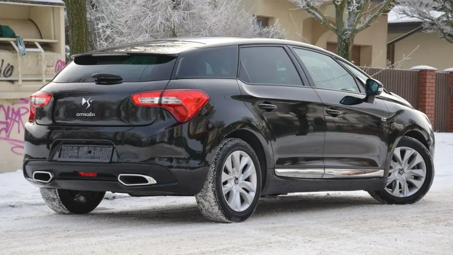 CITROEN DS5 -