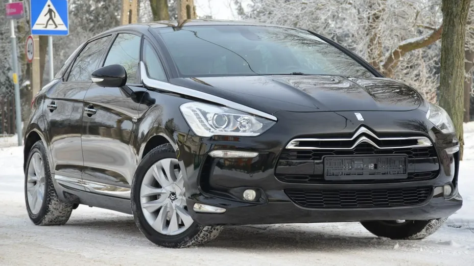 CITROEN DS5 -