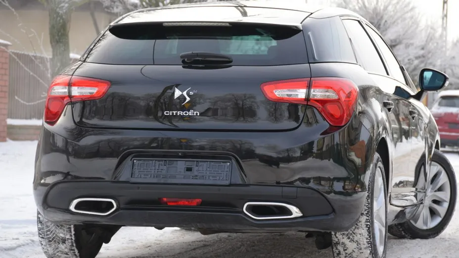 CITROEN DS5 -