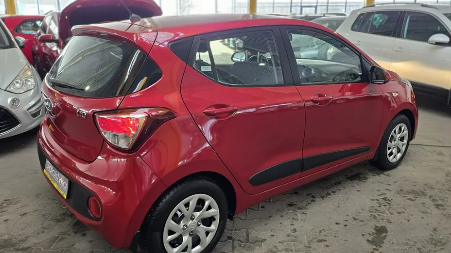 HYUNDAI i10 -