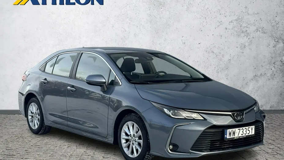 TOYOTA Corolla -