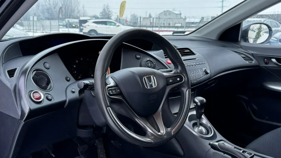 HONDA Civic -