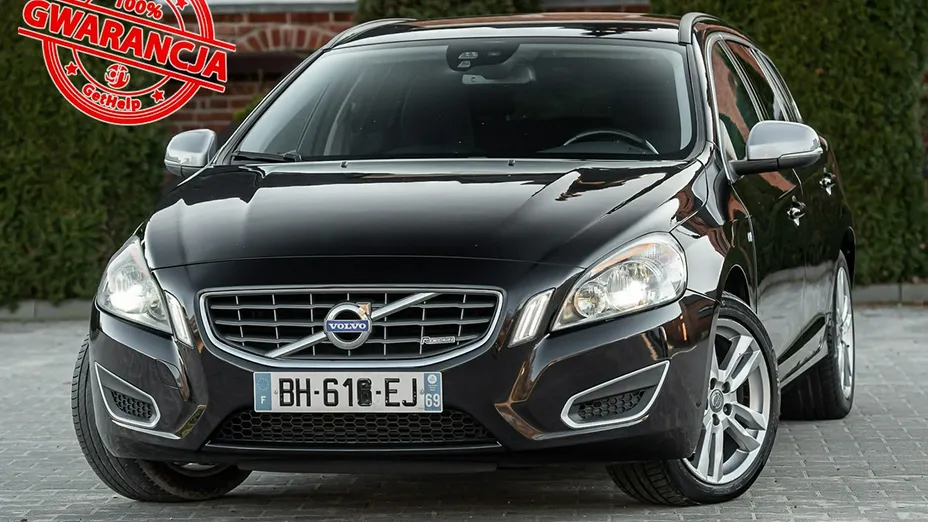 VOLVO V60 -