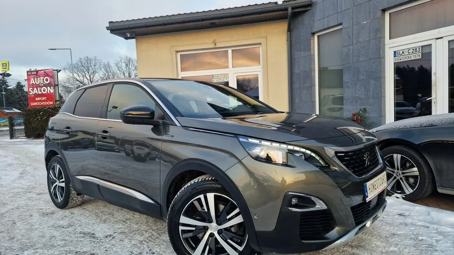 PEUGEOT 3008 -