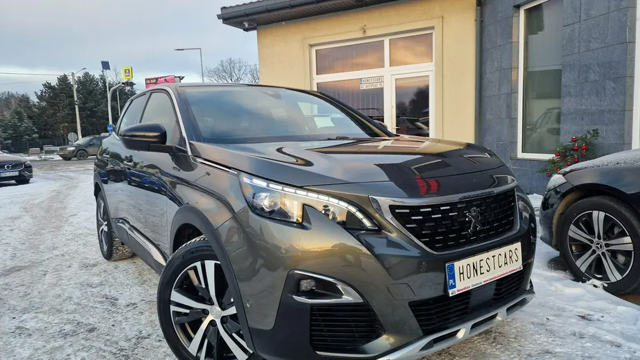 PEUGEOT 3008 -