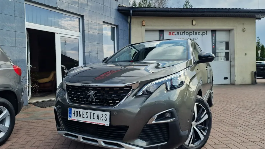 PEUGEOT 3008 -