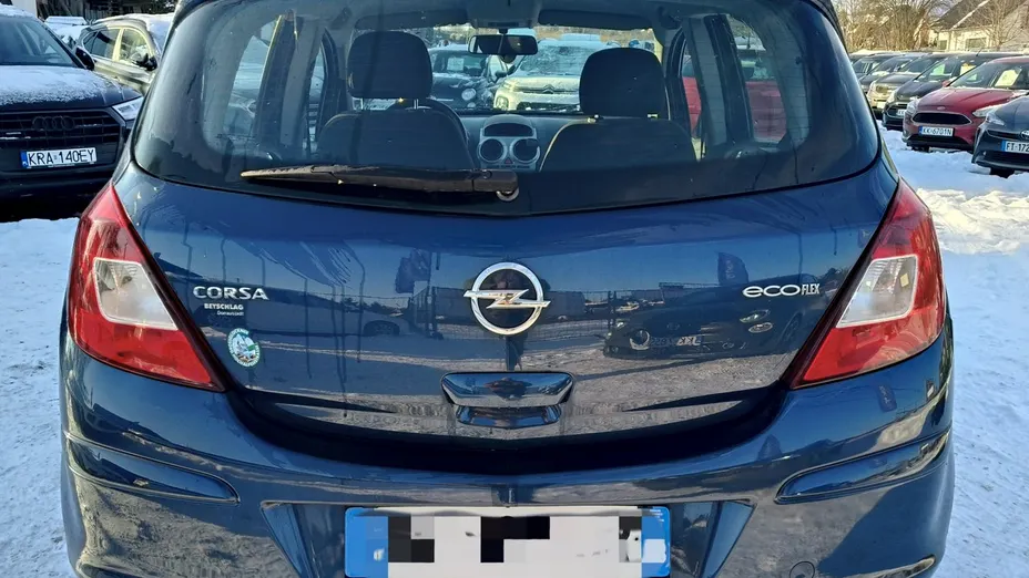 OPEL Corsa -
