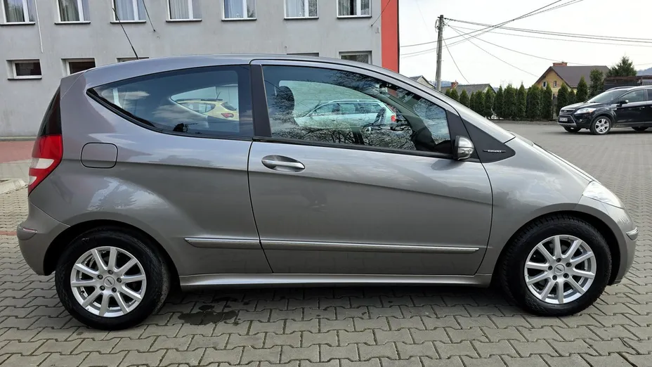 MERCEDES-BENZ A Klasa -