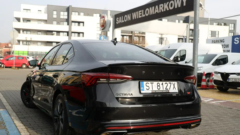 SKODA Octavia -
